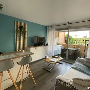  Appartement Face Au Port Santa Lucia à Pieds, Calme, Wifi France
